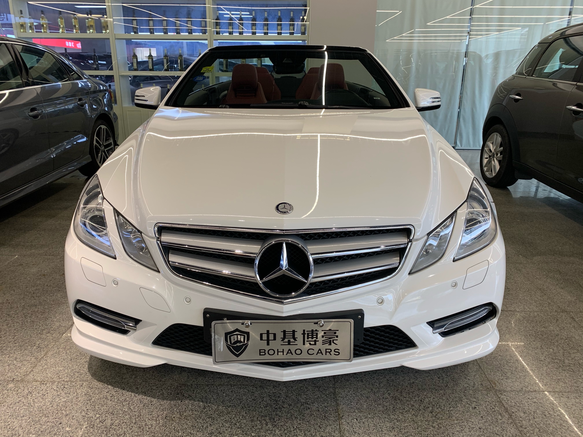 奔驰e260(进口)软顶敞篷,2013年9月上牌,1.8t排量