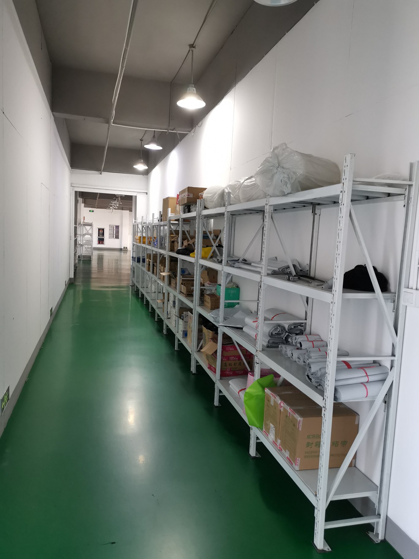 北仑大港工业区服装工厂场地出租或定单合作